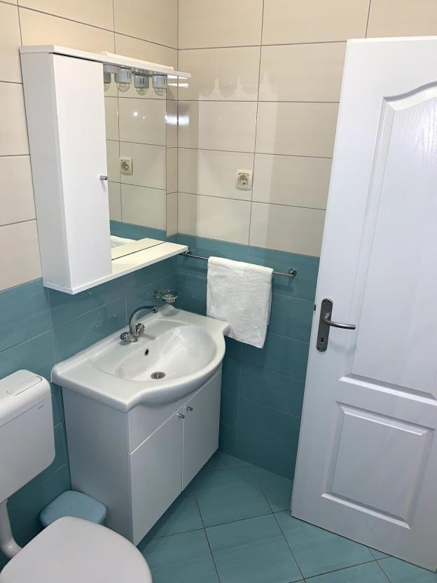 Apartments Center Baska Voda Ngoại thất bức ảnh