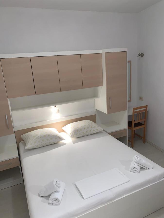 Apartments Center Baska Voda Ngoại thất bức ảnh